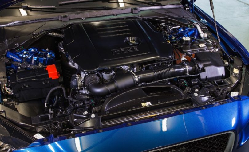 2017-jaguar-xe-engine
